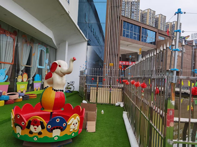 四川龙泉驿区拉多尼亚幼儿园（脉冲围栏案例）